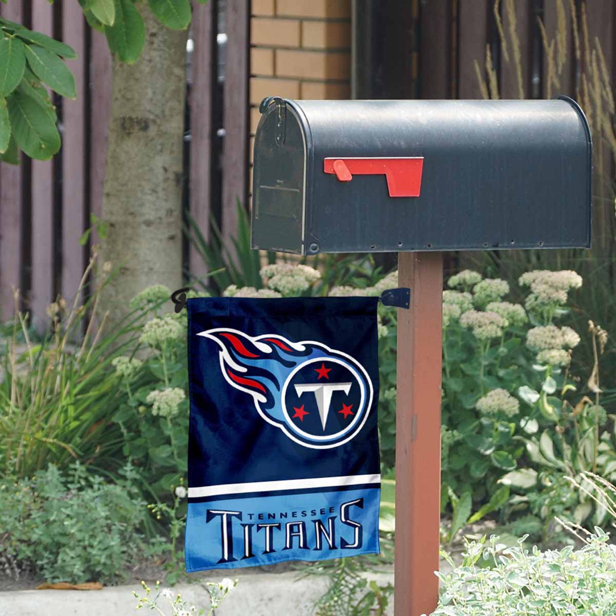 Tennessee Titans Garden Flag and Mailbox Post Pole Mount 194167518512